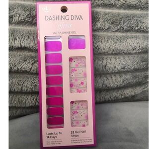 NIP Dashing Diva Gel Nail Strips in Fleur Flair